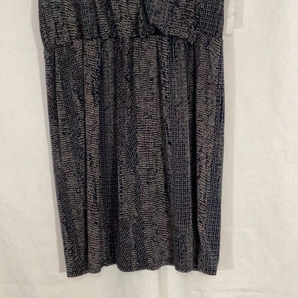 H Halston Short Sleeve Dress - Picture 4 of 8